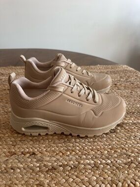 Skechers Beige Waterproof Sneaker